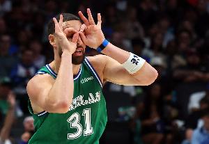热火vs克莱直播_NBA高清免费观看_热火vs克莱比赛回放视频集锦
