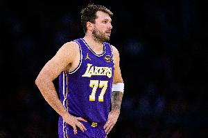湖人vs东契奇直播_NBA高清免费观看_湖人vs东契奇比赛回放视频集锦