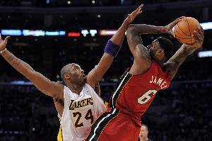 76人vs詹姆斯直播_NBA高清免费观看_76人vs詹姆斯比赛回放视频集锦