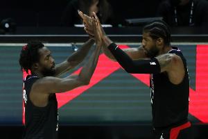 乔治vs詹姆斯直播_NBA高清免费观看_乔治vs詹姆斯比赛回放视频集锦