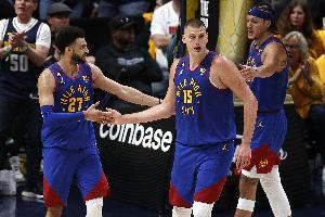掘金vs约基奇直播_NBA高清免费观看_掘金vs约基奇比赛回放视频集锦