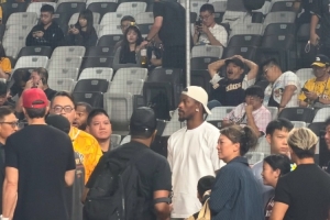 勇士vs巴特勒直播_NBA高清免费观看_勇士vs巴特勒比赛回放视频集锦